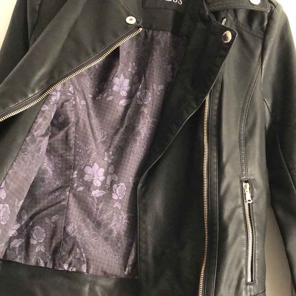 Guess NWT moto jacket🔥🏍😍 - Picture 10 of 15
